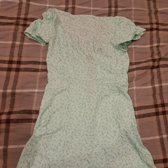 Summer dress - Picture 2 of 5